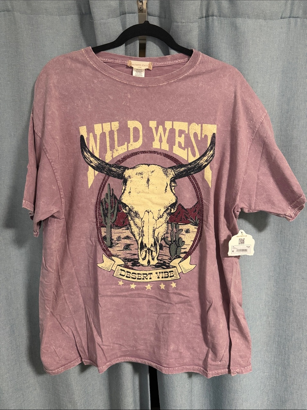 Altar'd State Elderberry Mauve Graphic Tee - size l/xl